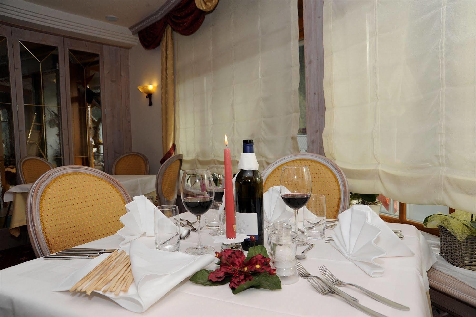 Melago Hotel Alpenjuwel מראה חיצוני תמונה
